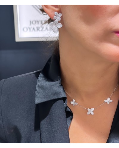 Pendientes plata de ley Gio, diseño flor